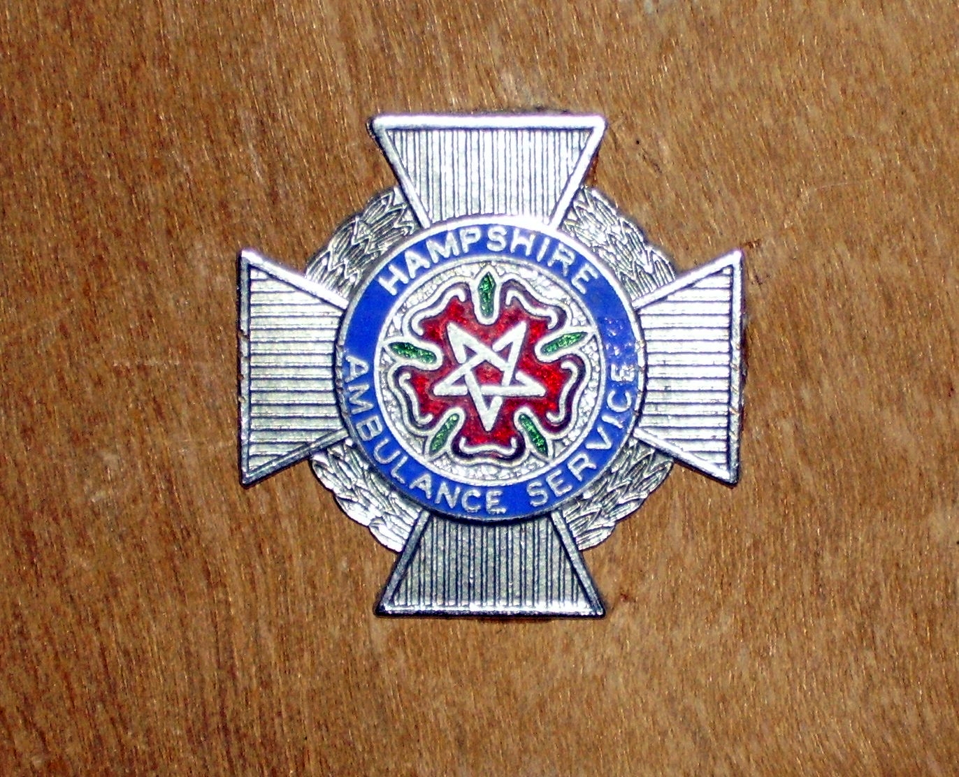 Hampshire Cap Badge post 1974.